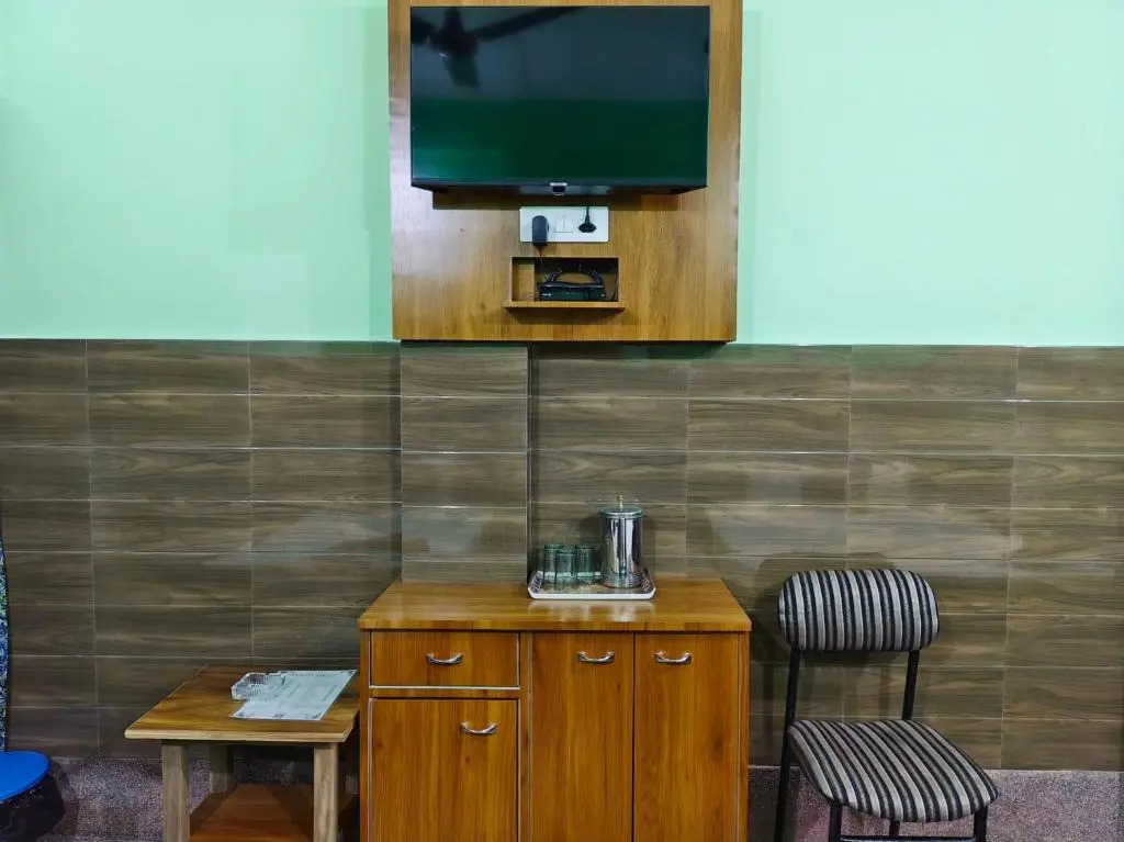 Hotel Raj