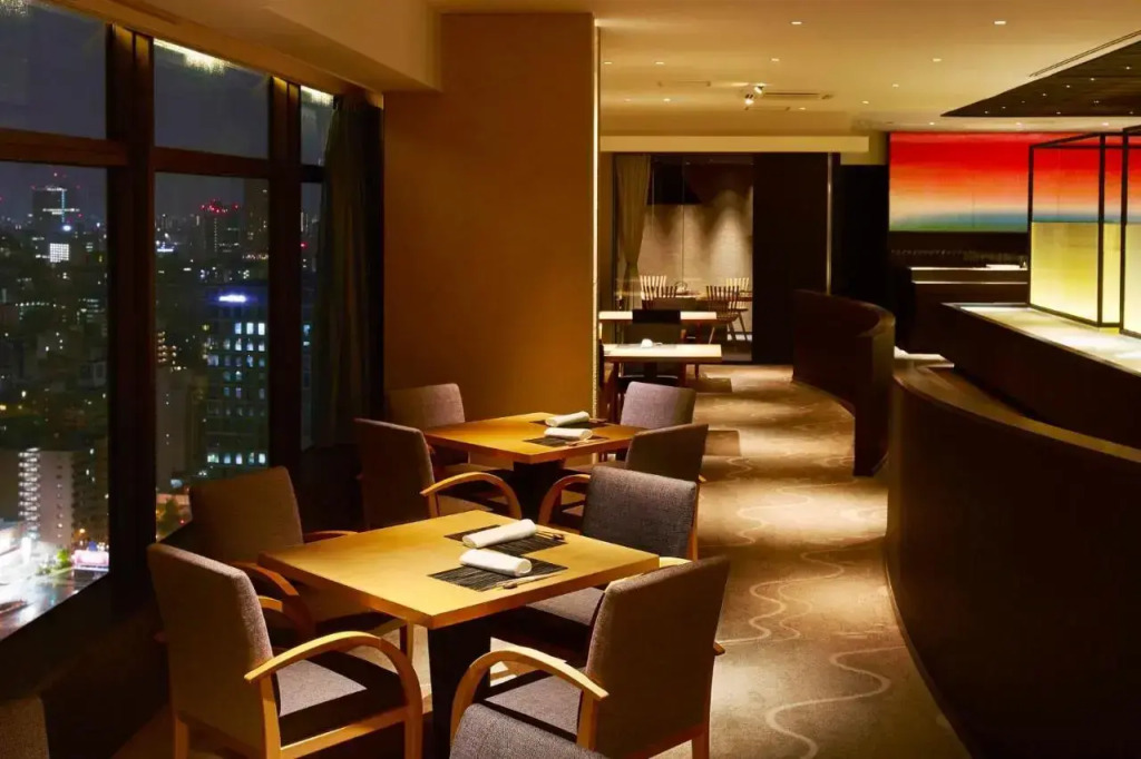 RIHGA Royal Hotel Osaka, Vignette Collection by IHG