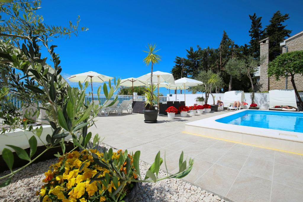 Villa Triana-Adults Only