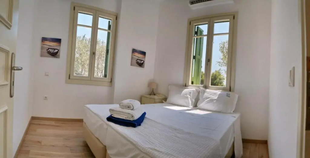 Ouzo Traditional House with private pool