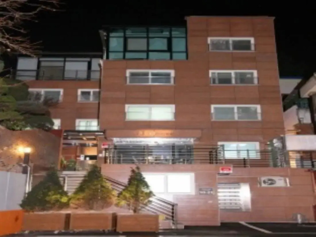 JJ House Myeongdong