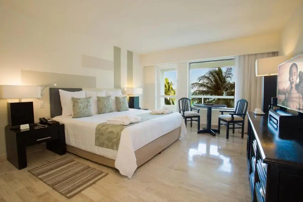 Dreams Sands Cancun Resort & Spa