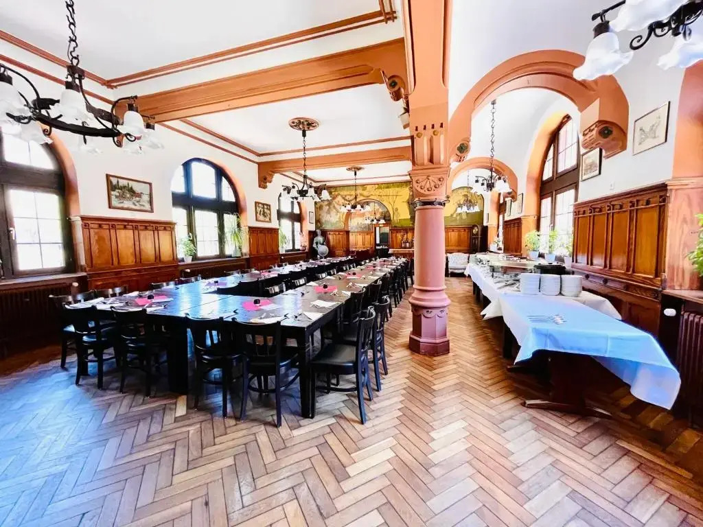 Hotel Hoepfner Burghof