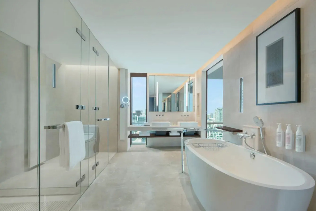 Le Meridien Bangkok
