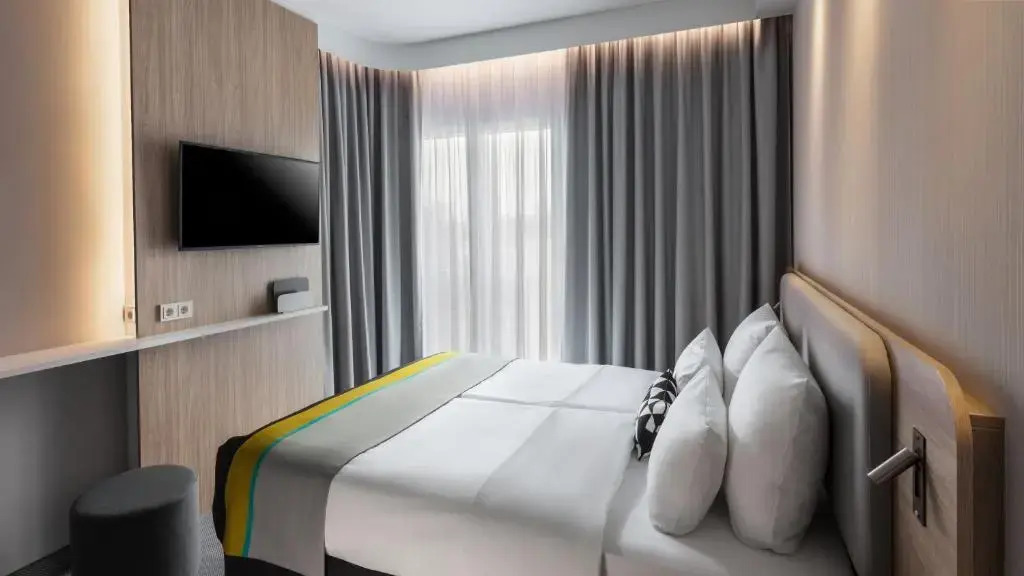 Holiday Inn Express Düsseldorf - Hauptbahnhof by IHG