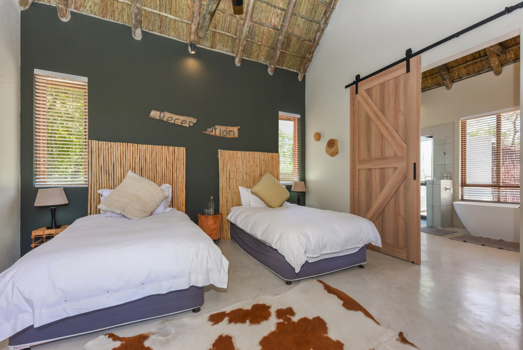Mziki Safari Lodge