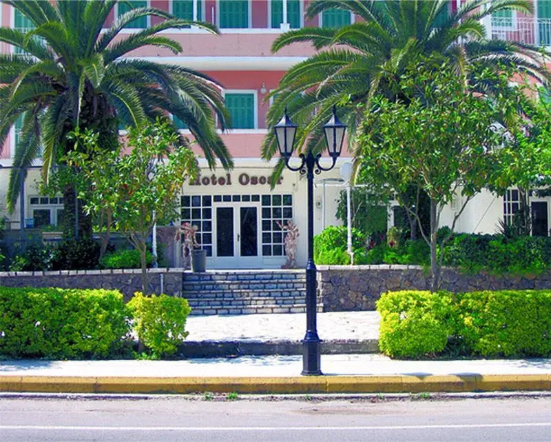 Oscar Hotel