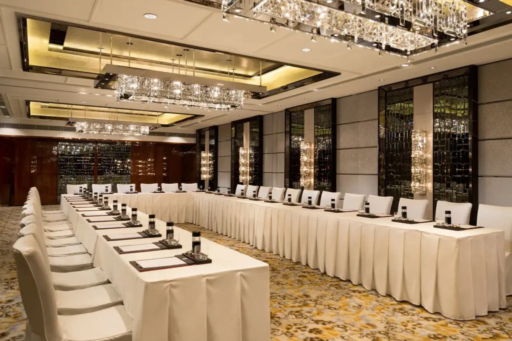 The Ritz-Carlton, Hong Kong