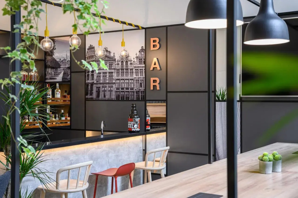 B&B HOTEL Brussels Centre Gare du Midi