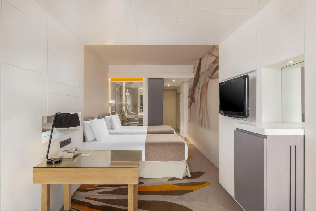 Отель Holiday Inn Cairo Maadi by IHG