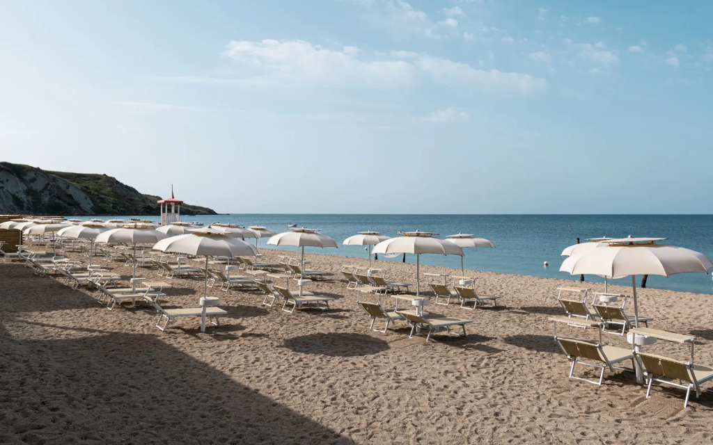 Praia Art Resort - Small Luxury Hotels of the world