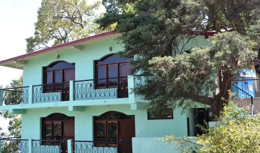 OYO 12691 Hotel Green Leaf