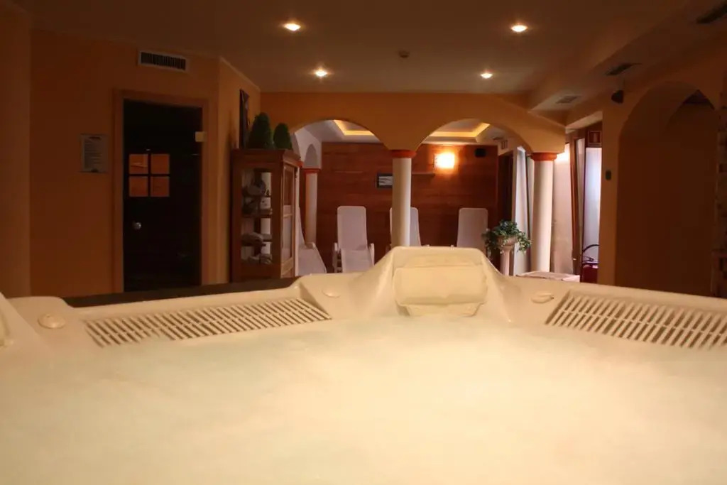 Le Rocher Hotel