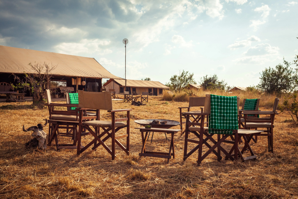 Gnu Mara River Camp