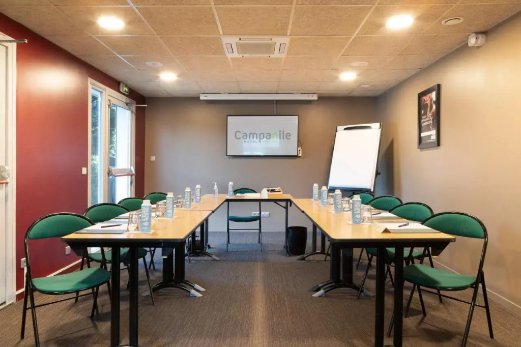 Отель Campanile Creteil - Bonneuil Sur Marne