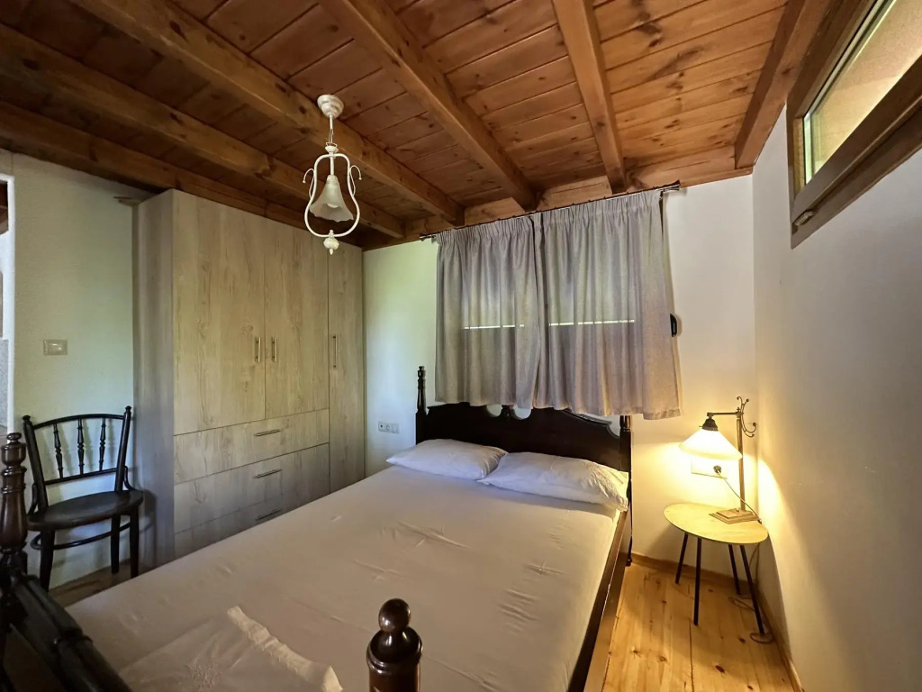 Genari Beach Apartments
