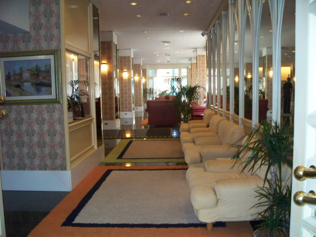 Hotel Monaco & Quisisana
