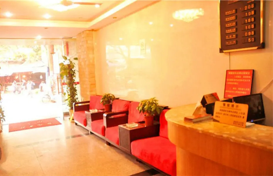 Zhuhai Times Convenience Hotel (Gongbei Port Fuhuali Branch)