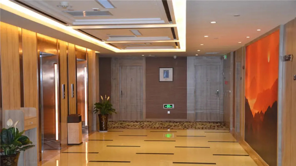 Atour Hotel (Ankang Hi-Tech Industrial Development Zone Ruizhi)