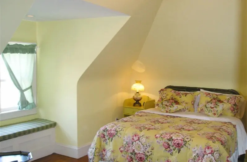 Williams Cottage Inn