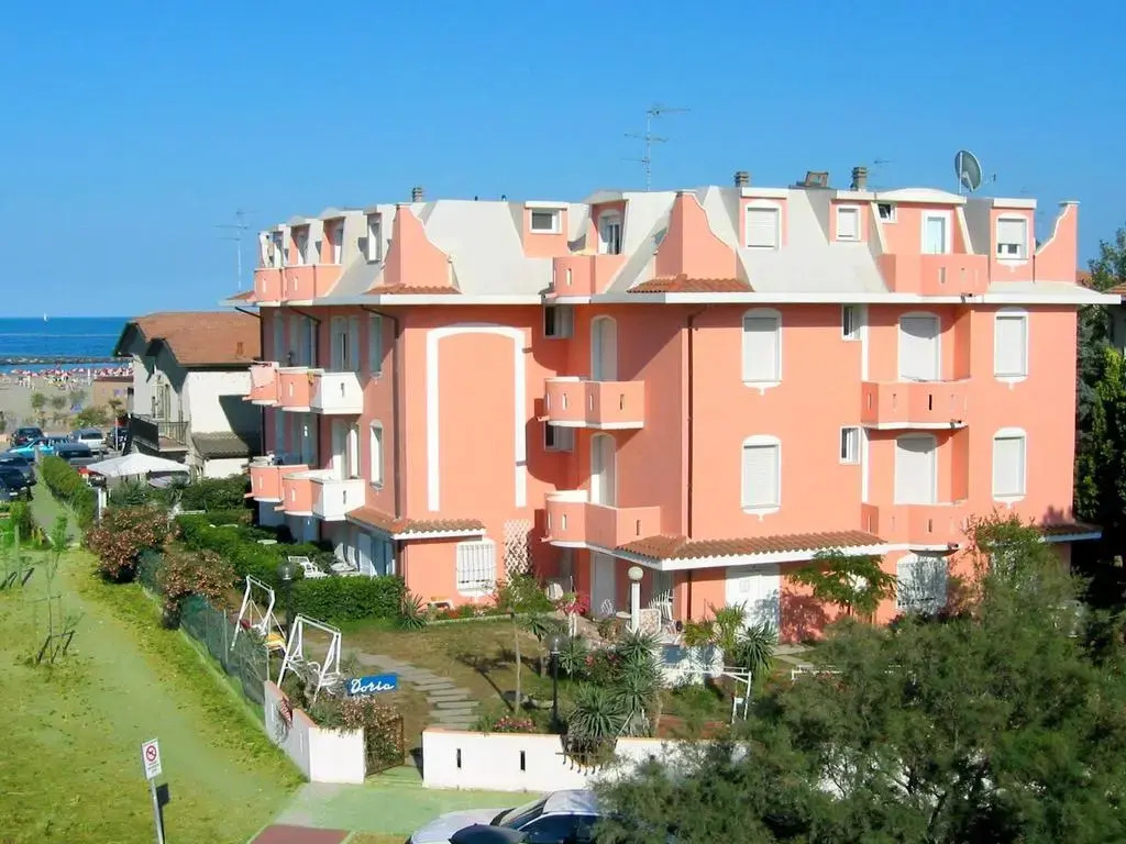 Luxurious Apartment in Lido Degli Estensi near Sea