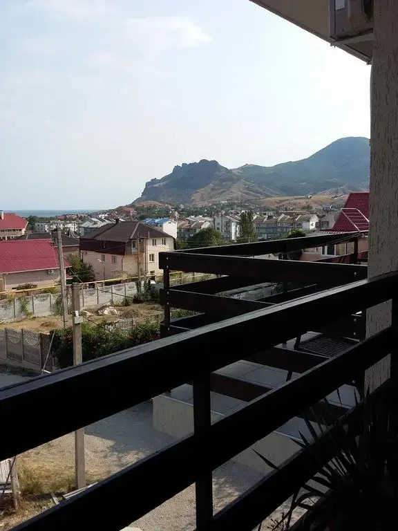 Uyut Guest House