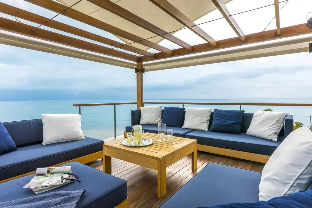 Designer Villa JAH