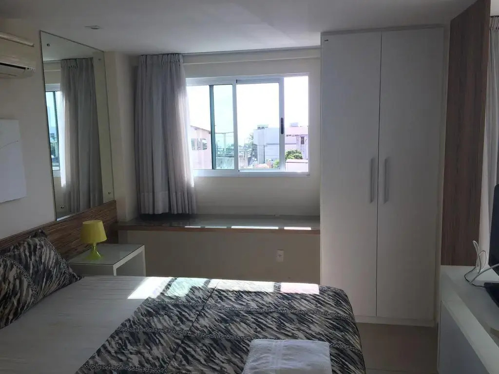 Kiwi Flat