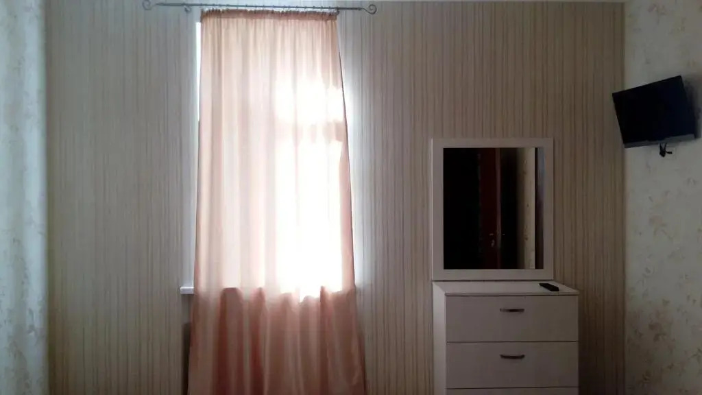 Uyut Guest House