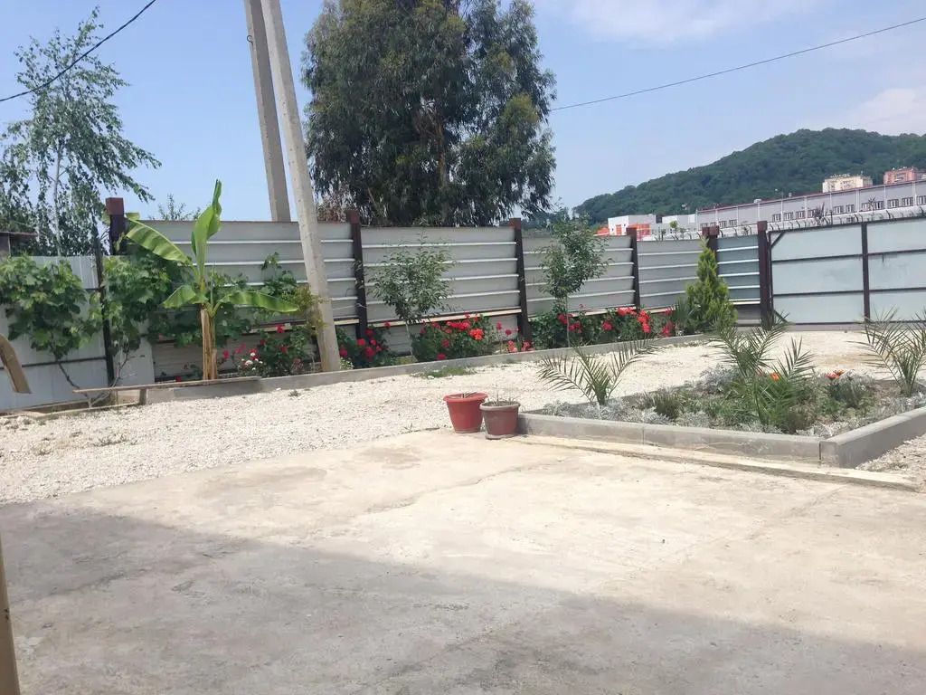Yellow Guest House