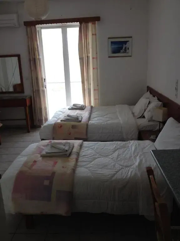 Gikas Apartments Triple Studio Sea View B7