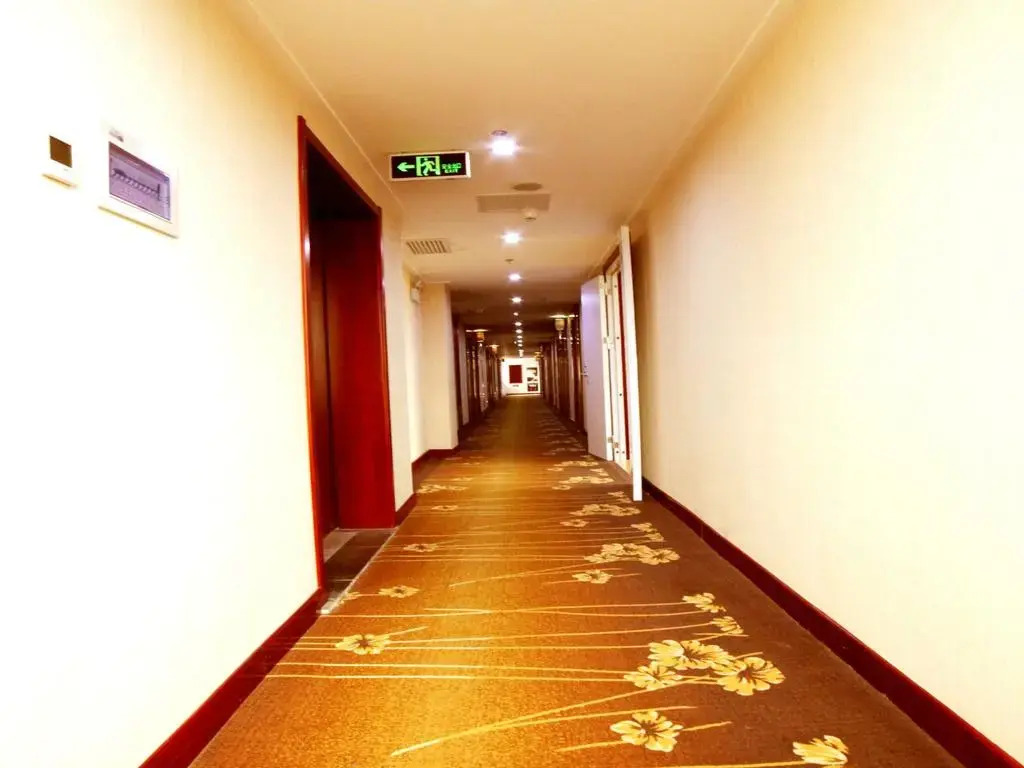 Thank Inn Chain Hotel Shanxi Ankang Xunyang Kuanghuayuan
