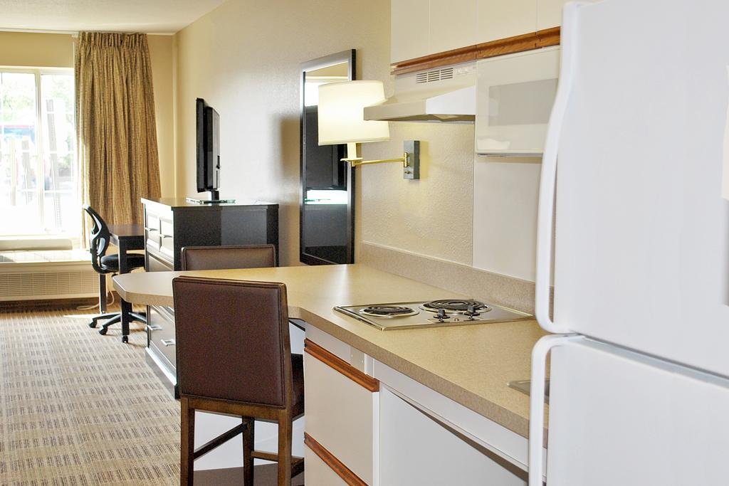 Extended Stay America - Chicago - Westmont - Oak Brook