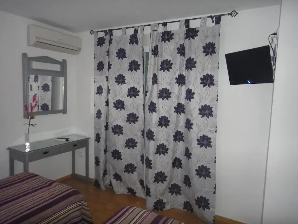 Imagen de Hotel Cedrán (8 de 10)
