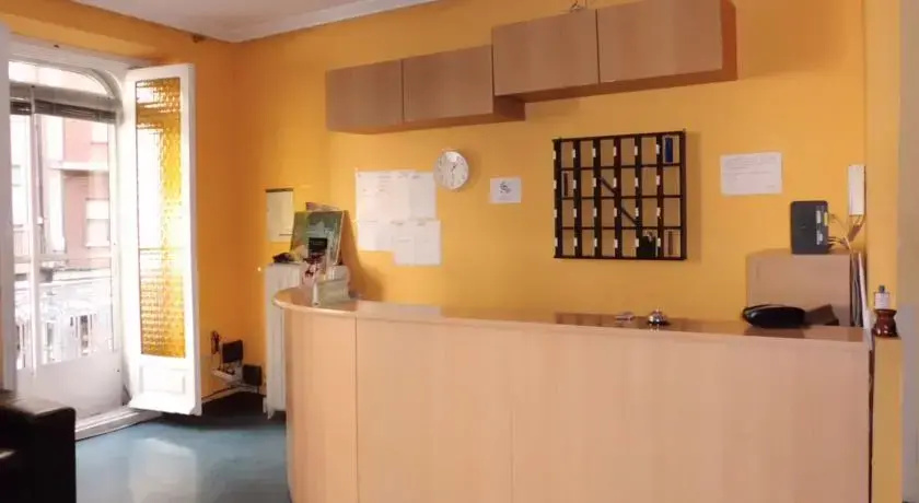 Hostal Lima