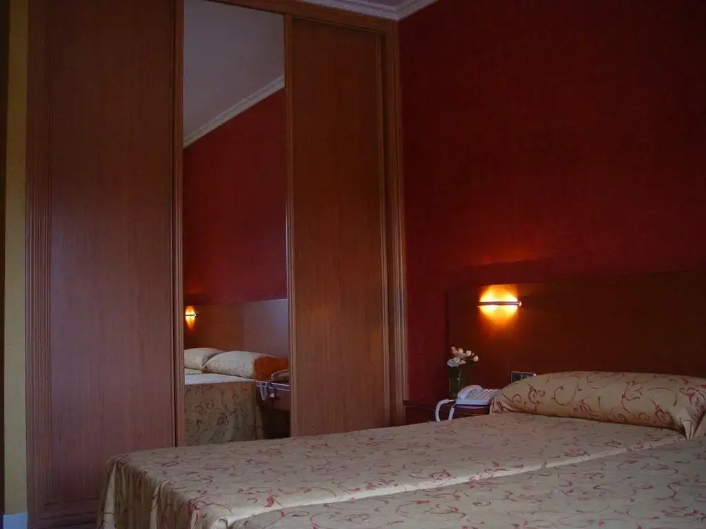 Imagen de Hotel Dinajan (2 de 13)