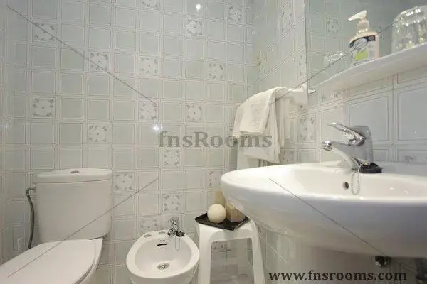 Imagen de HOSTAL VILLAMAÑEZ (10 de 10)