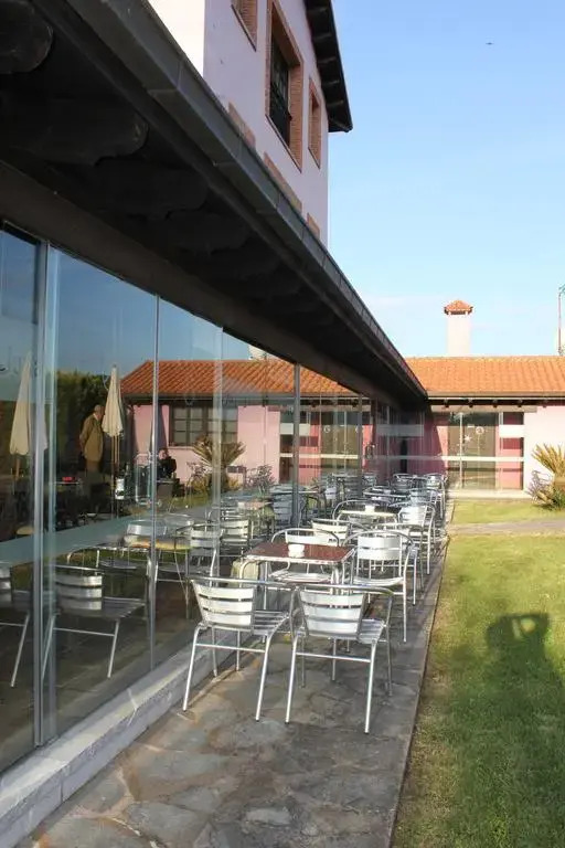 Hotel Restaurante Playa de Las Llanas