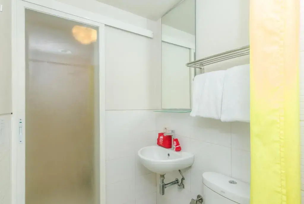 ZenRooms Denpasar Gunung Soputan