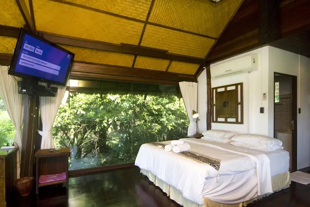 Glass Cottage