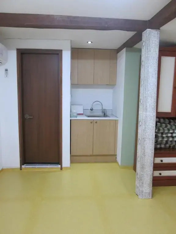 All-J Guest House