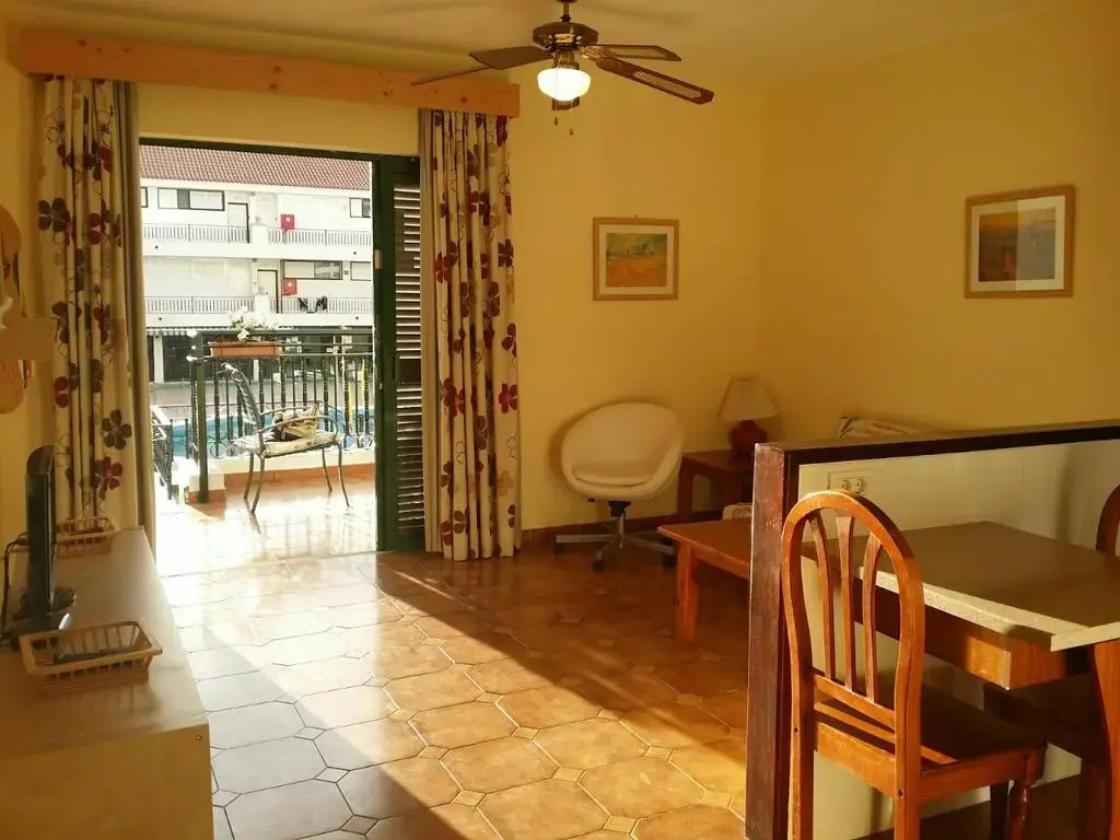Chipeque Apartments