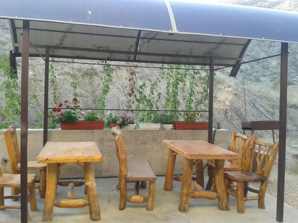 Uyut Guest House