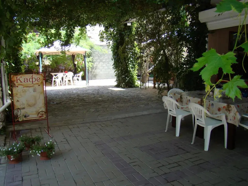 Elling Oazis Guest House