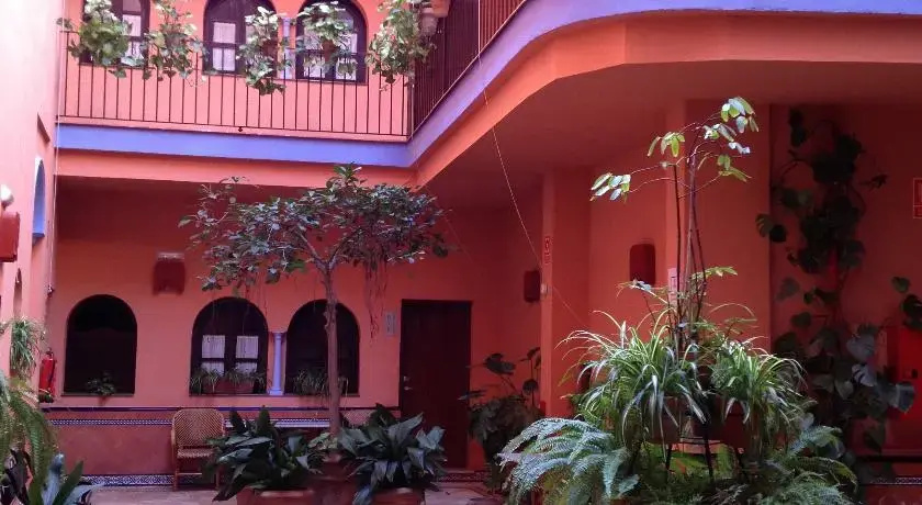 Imagen de Patio de la Alameda (2 de 17)