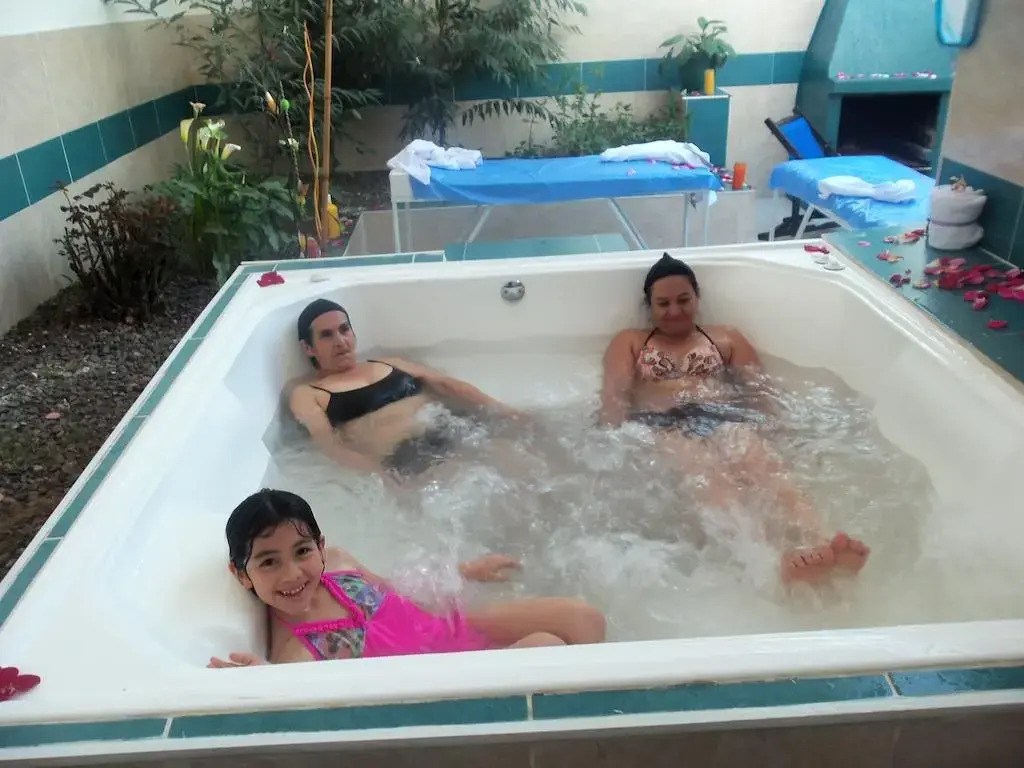Women's Wellness Hostel (хостел для женщин)