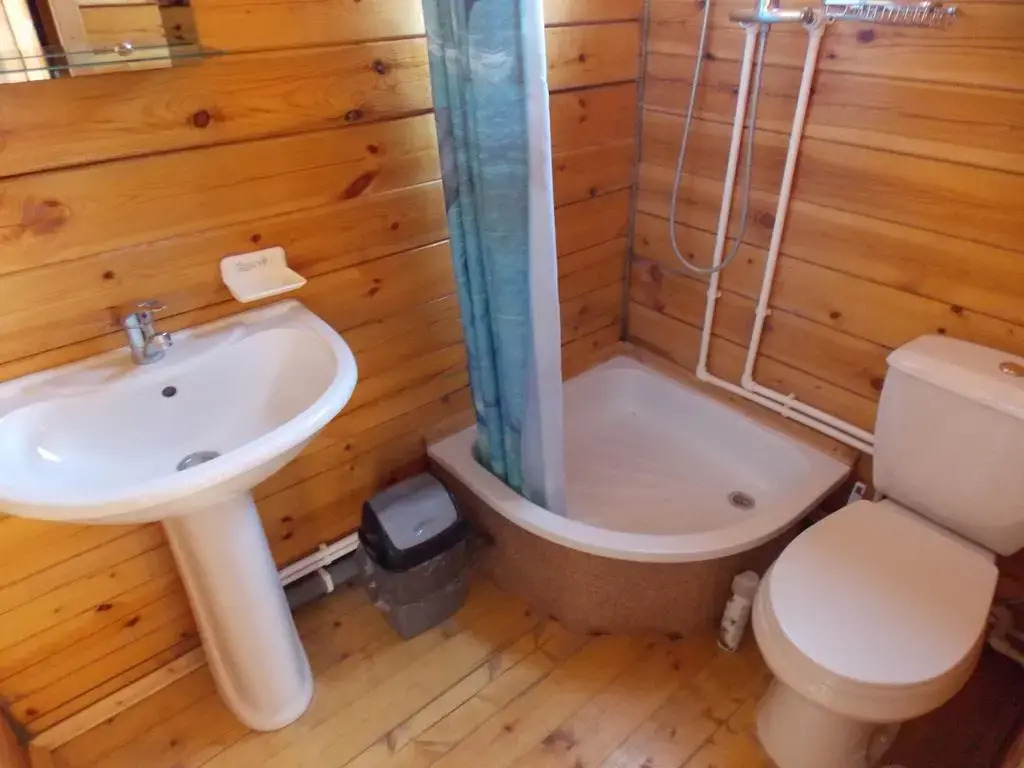 Khutorok Guest House