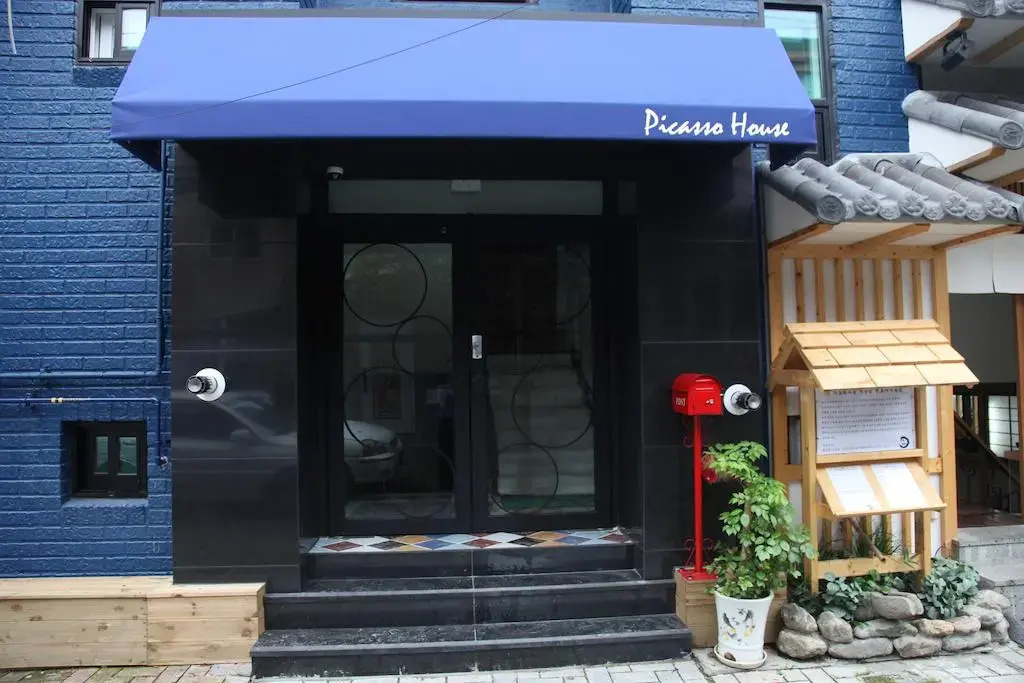 Picasso House