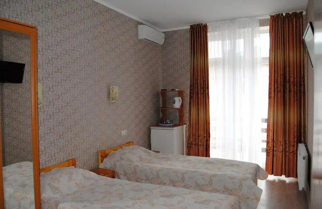 Uyut Guest House