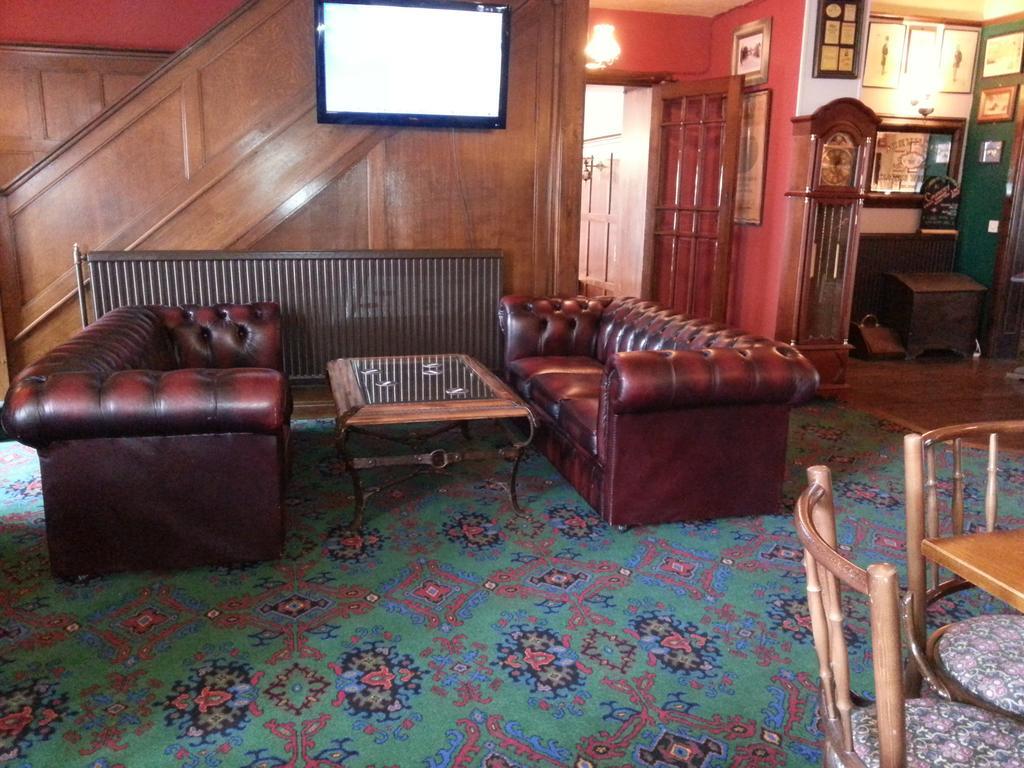 The Black Horse